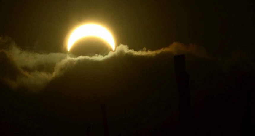 Argentina se maravillo ante el eclipse