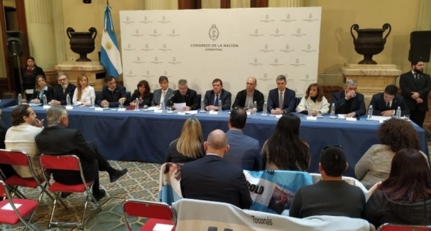 Presentan informe final sobre la tragedia del ARA San Juan