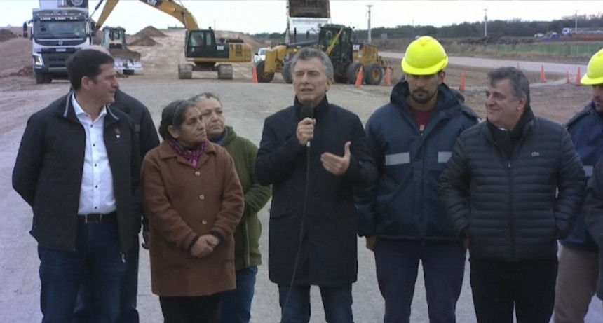 Macri visitó obras de la Autovía de la ruta 19 en Córdoba 