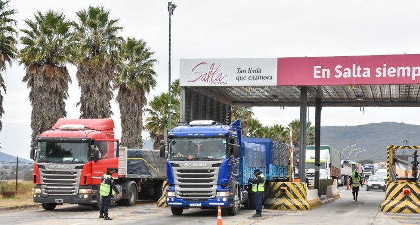Salta permite ingreso al transporte de carga y actividades esenciales