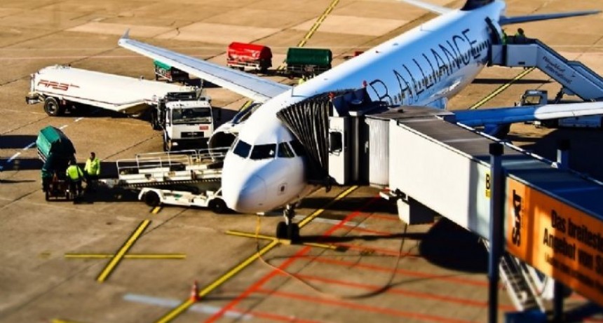 La provincia no permitió el  ingreso a un avión  