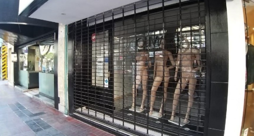 Cerraron 18.546 empresas y 284.821 personas quedaron sin trabajo