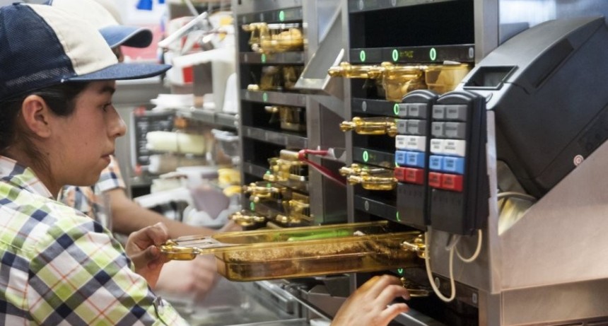 McDonald´s firma un acuerdo para transferir empleados
