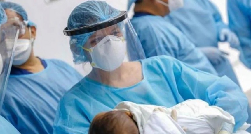 Ochenta y cinco bebés infectados con coronavirus 