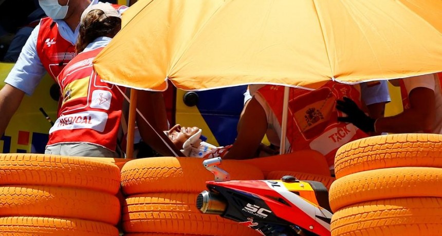 Márquez, salvada y caída espectacular en una carrera