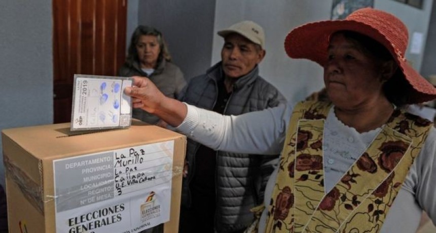 Bolivia posterga las elecciones nuevamente al 18 de octubre