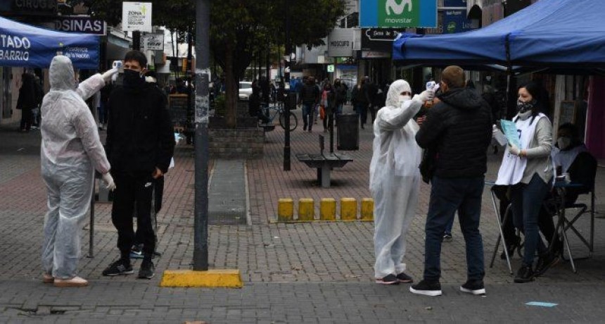 Argentina informa 115 muertos y 5493 contagios de Coronavirus en un día