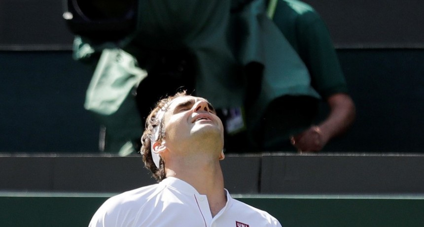 Roger Federer sufrió una histórica derrota ante Hubert Hurkacz y fue eliminado de Wimbledon