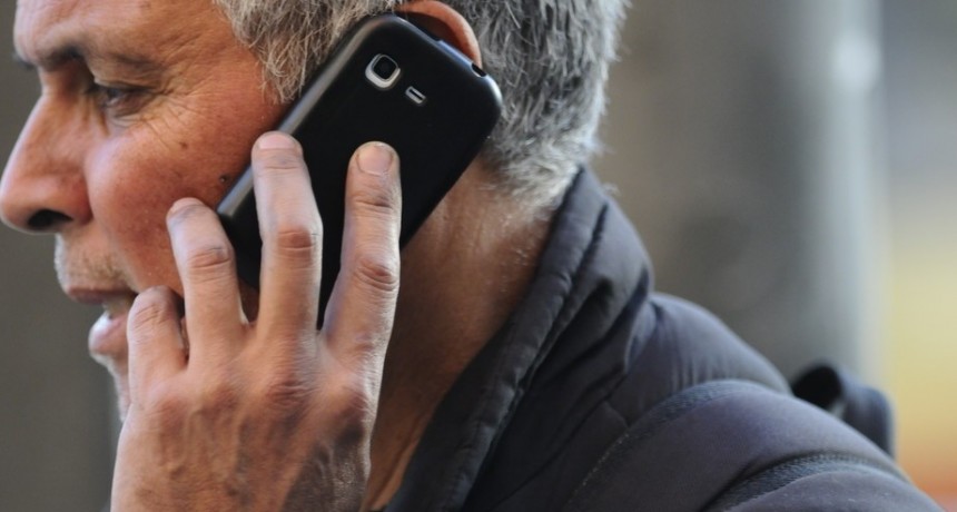 Autorizan el 5% retroactivo a julio en los precios de internet, telefonía y cable