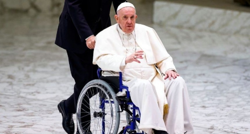 El Papa Francisco no descarta dar un paso al costado 