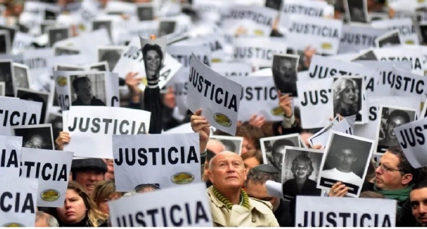 AMIA: congelan bienes de iraníes acusados