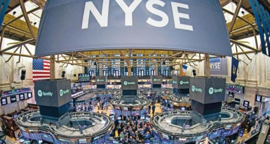 Los mercados reaccionaron: bonos en baja y acciones con caídas de hasta 35% 