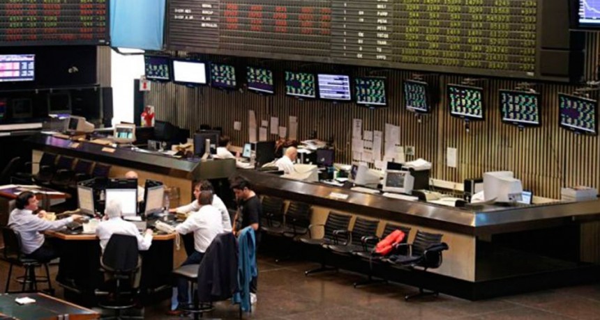 La Bolsa de Valores se desplomó 38%