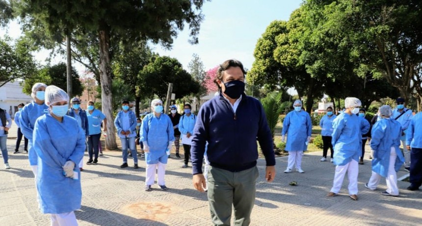 Sáenz encabezó el operativo sanitario en Villa Saavedra 