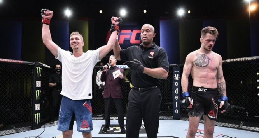 Max Rohskopf perdio perdió por nocaut de Austin Hubbard   