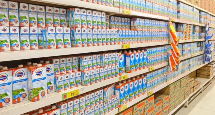 Podría faltar leche en los próximos días por paro gremial