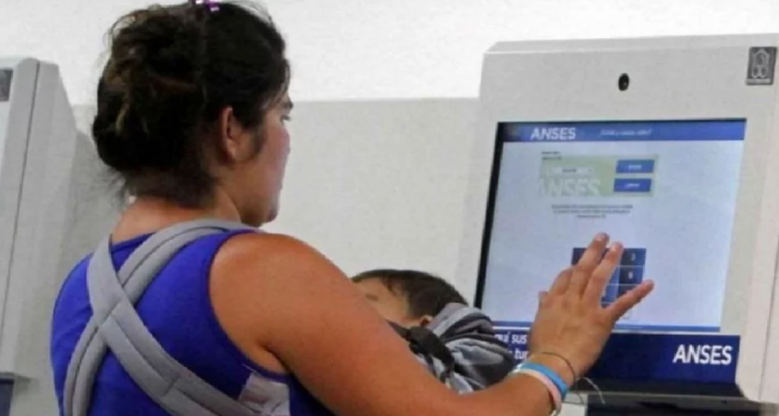 Qué beneficiarios cobran este martes 18 de agosto