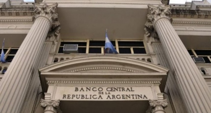 El Banco Central bloqueo 5.000 personas para comprar dólares