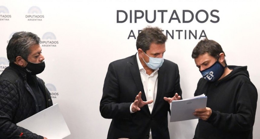 Massa junto a piqueteros y gremios diseñan plan para crear 4 millones de empleos