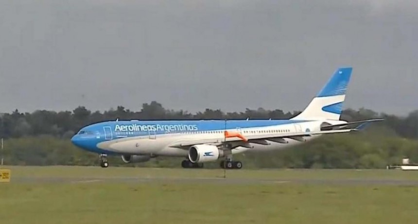 Habilitaran vuelos especiales para el regreso de argentinos en exterior