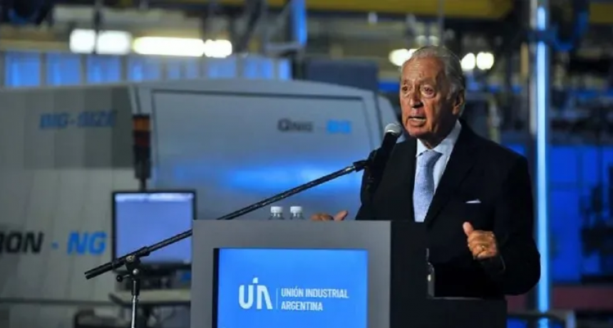 UIA: 'la política fiscal no se resuelve aumentando impuestos'