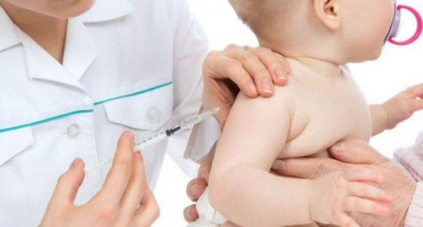 Lanzan la vacunación contra COVID-19 para niños de 6 meses a 2 años