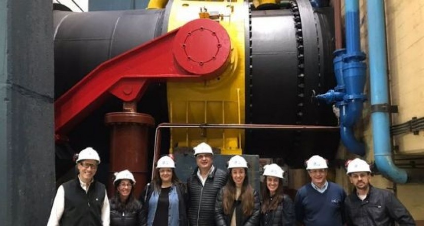 Funcionarios recorren centrales Hidroeléctricas Cabra Corral y El Tunal