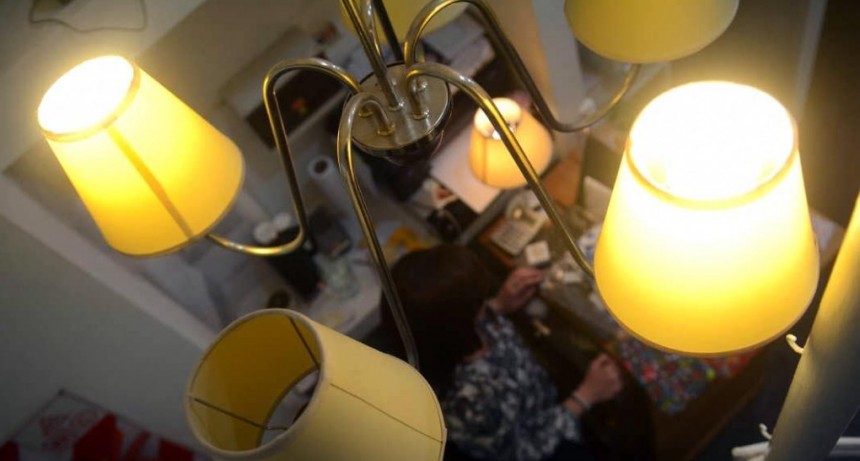 Massa afirma que el ùltimo aumento en la Luz es en noviebre
