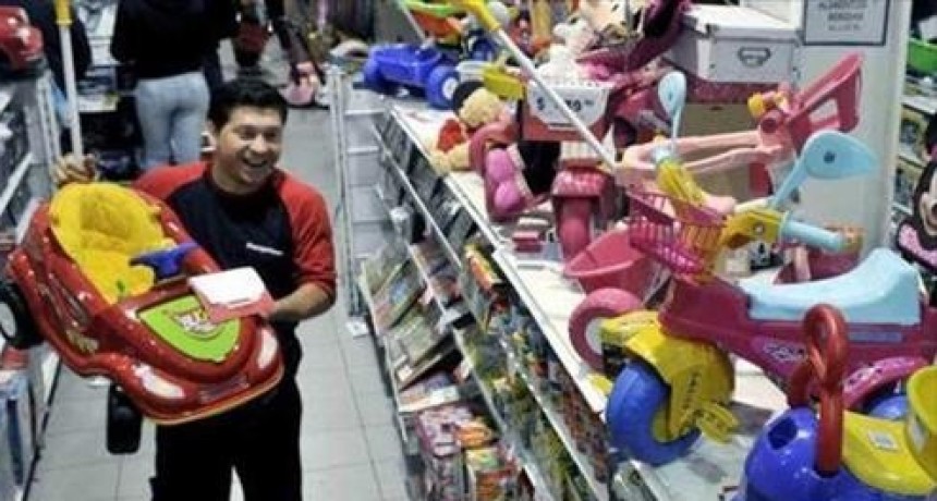 Los juguetes remarcados a horas del Día del Niño