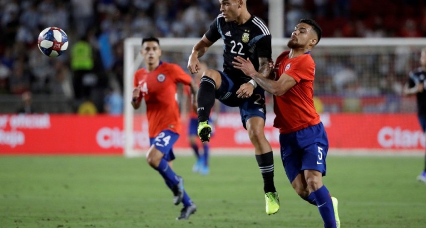 Argentina empató con Chile en un amistoso con poco juego