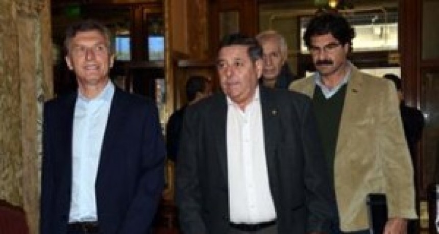 Macri prepara anuncios para aliviar la situación del campo