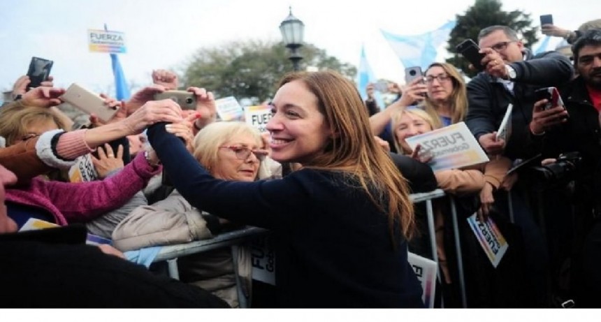  María Eugenia Vidal saludada en el día de su cumpleaños
