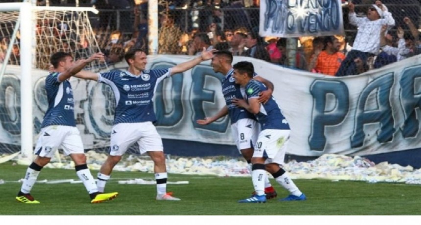 Independiente Rivadavia goleó a Nueva Chicago