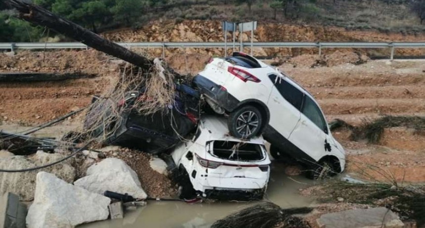 Seis muertos en Alicante que está bajo el agua