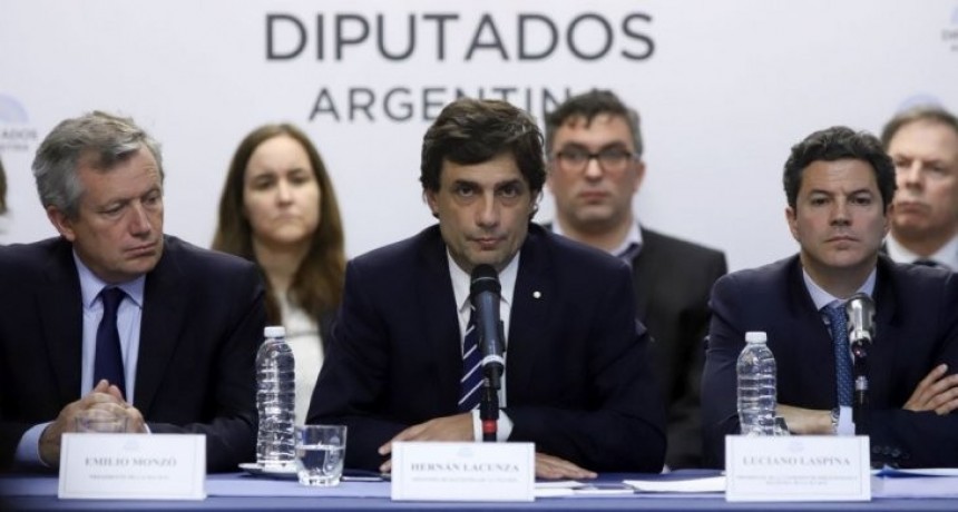 Lacunza: pidió construir consensos en política económica