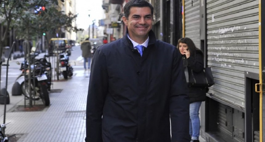  Urtubey quiere ser uno de los selectos socios del Jockey Club