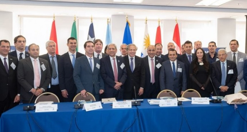 Gobernadores firma acuerdo entre Zicosur y OEA