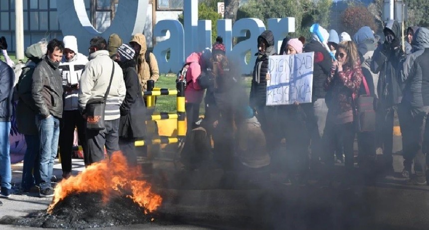  Chubut en crisis trabajadores toman la calle