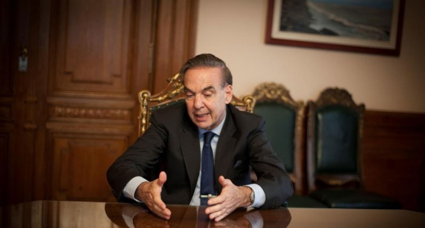 Pichetto: “Quien tenga un departamento de más, lo va a tener que entregar a la revolución”