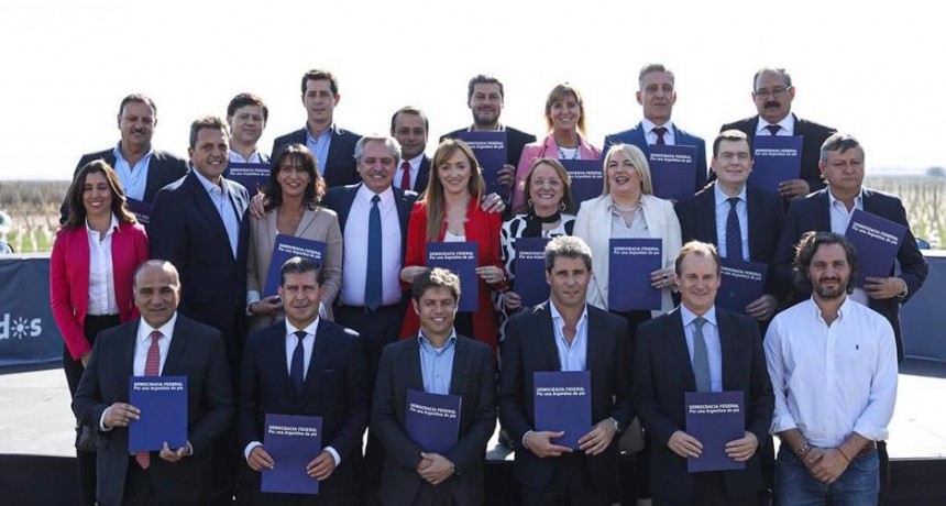 Alberto Fernández anuncio que descentralizara  la Administración Pública Nacional