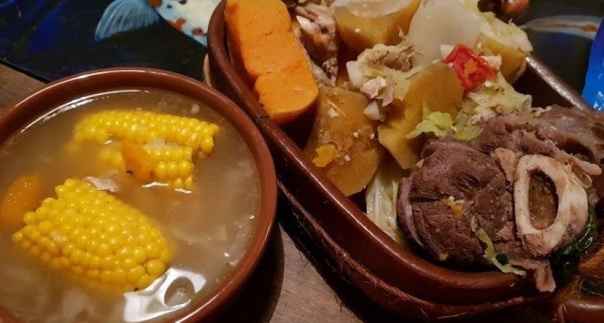  En un día frío un rico Puchero argentino