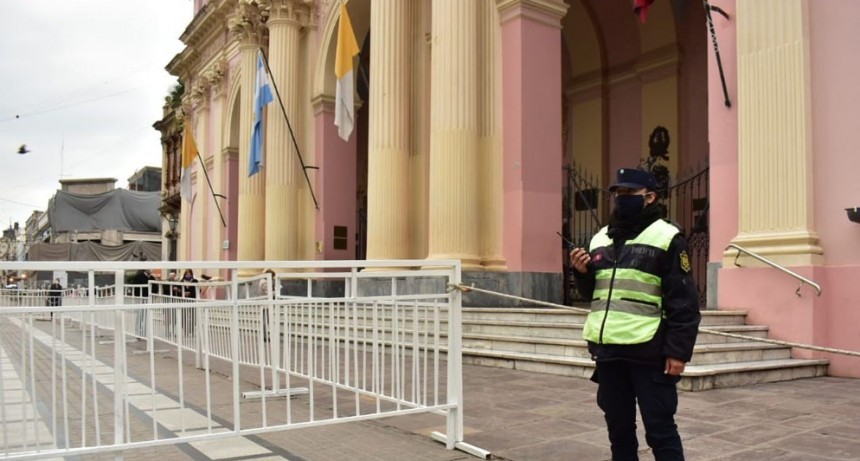 Cargnello: “la novena debe ser rezada en el corazón de cada hogar