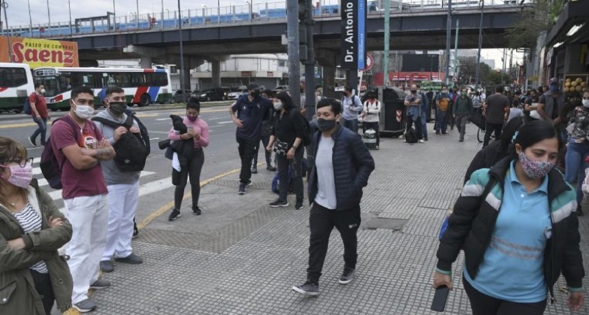 Científicos y médicos alertan que la pandemia se agravará en las próximas semanas