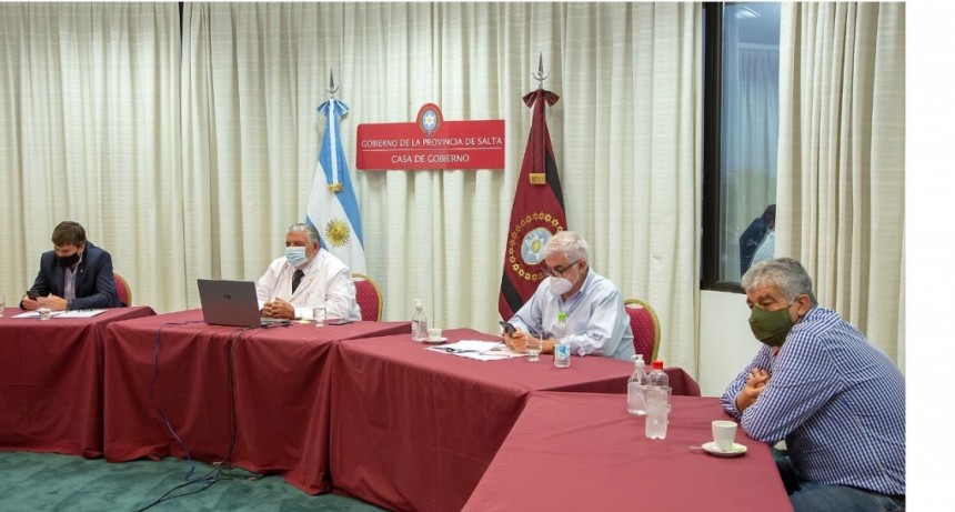 El ministro Esteban coordinó acciones sanitarias con Intendentes