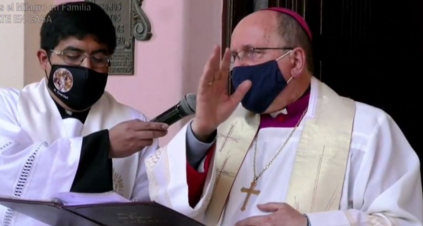 Sin Procesión en un acto de Fidelidad con cada uno de nosotros