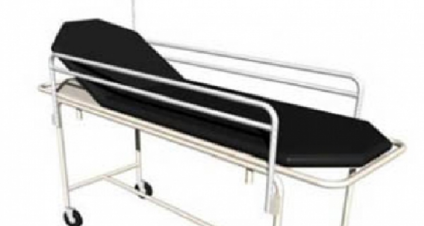 Donan 30 camillas fabricadas por Metalúrgica Don Jeremías al hospital de Oran 