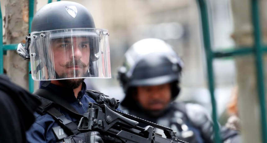 Atentado en París: ataque con un cuchillo deja al menos cuatro heridos 