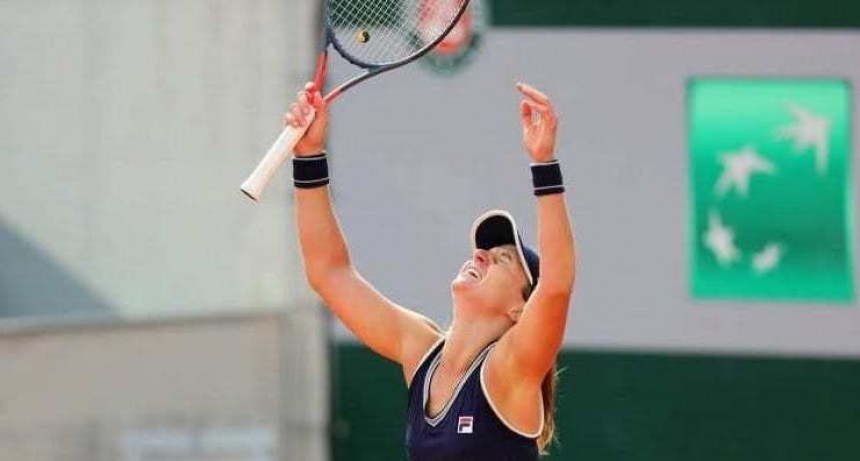 Nadia Podoroska debutó con triunfo en Roland Garros