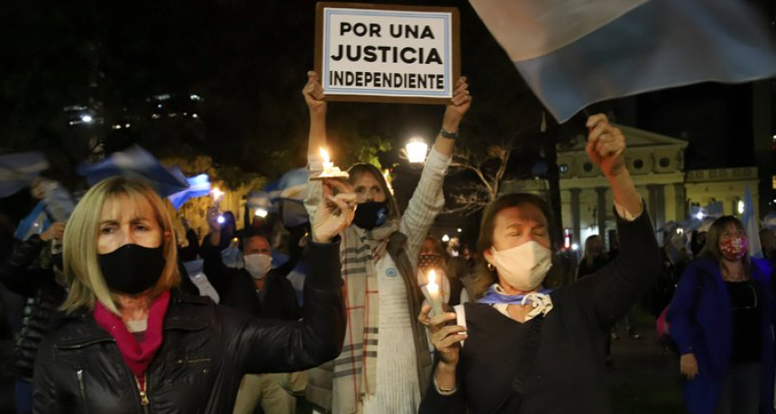 Vigilia en Tribunales en respaldo a los jueces desplazados por el Gobierno