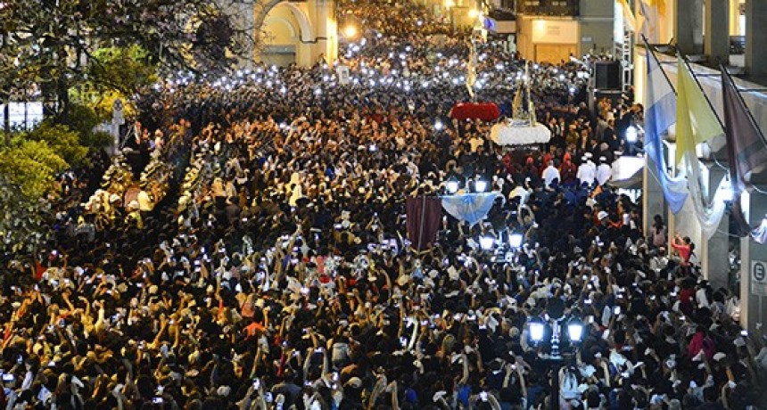 Procesiòn del Señor y la Virgen del Milagro 